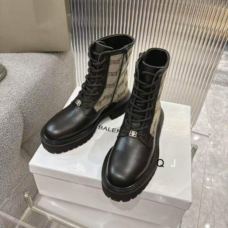 Picture of Balenciaga Shoes _SKUBalenciagasz35-40J11041340